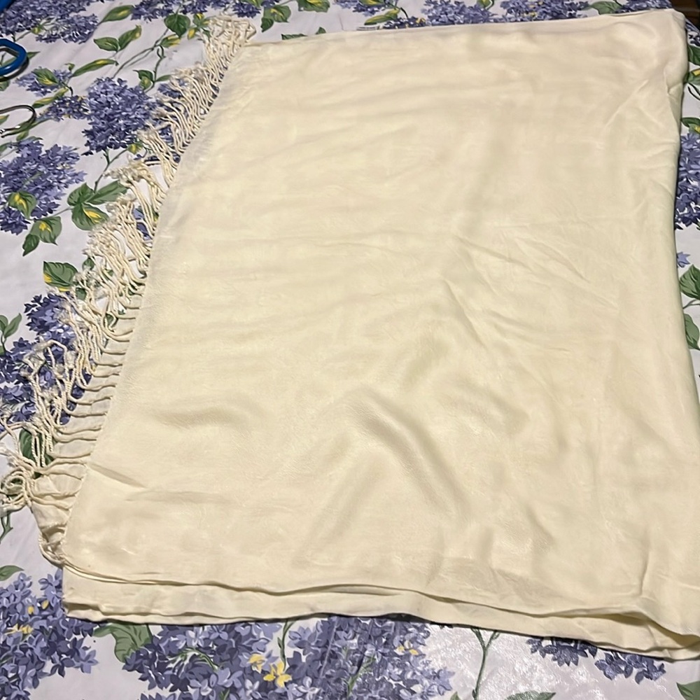 Ecru scarf